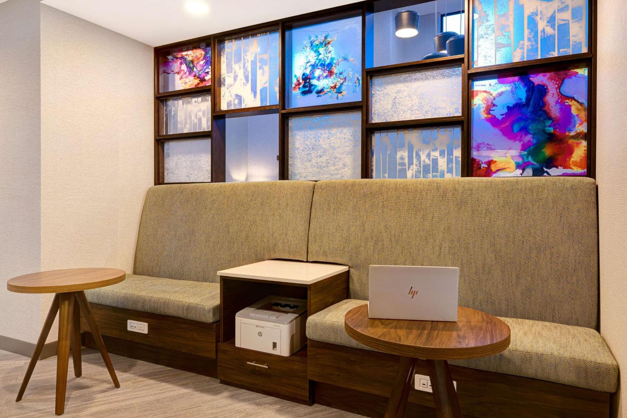 Hampton Inn & Suites מרינה מראה חיצוני תמונה