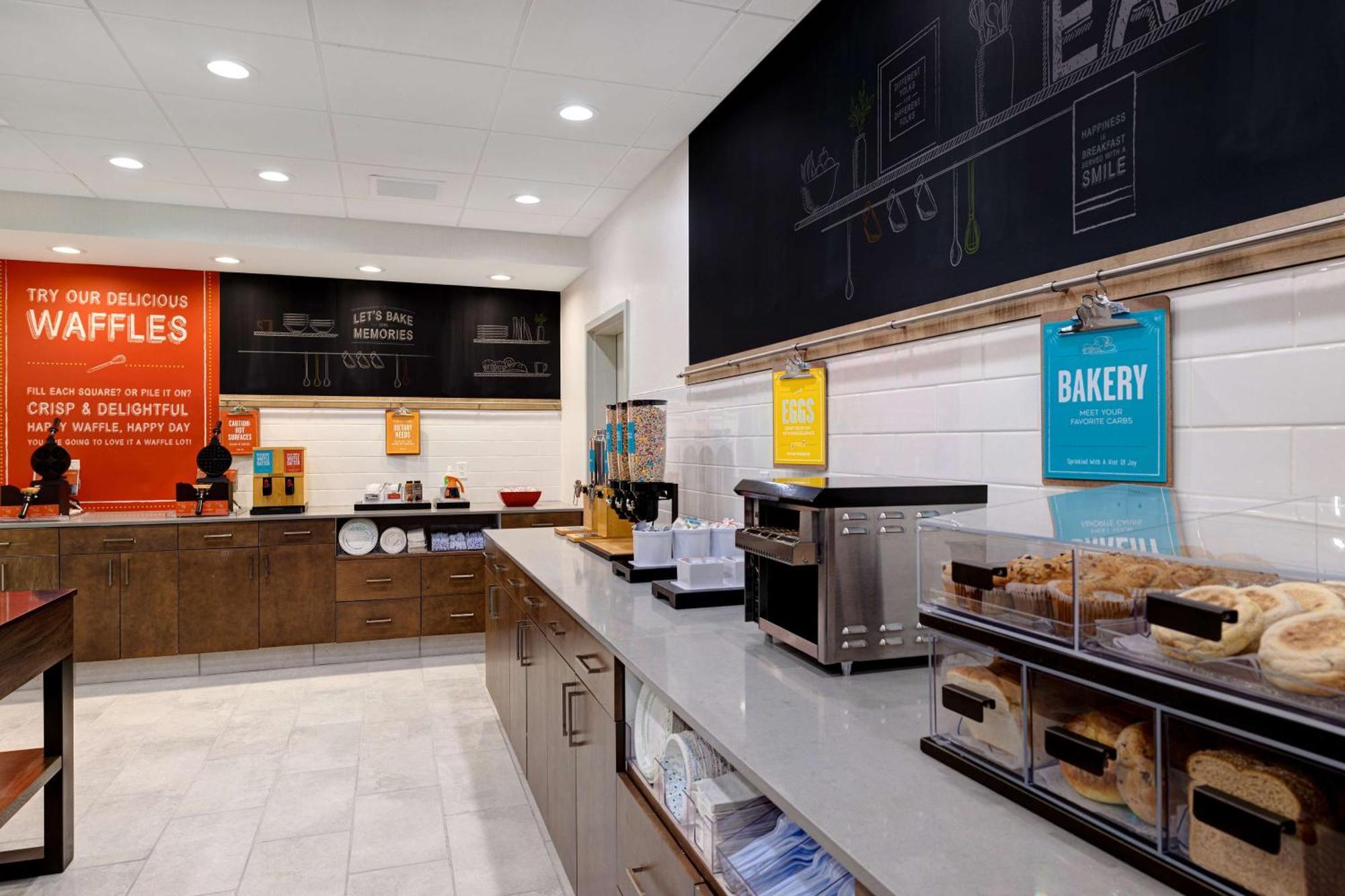 Hampton Inn & Suites מרינה מראה חיצוני תמונה