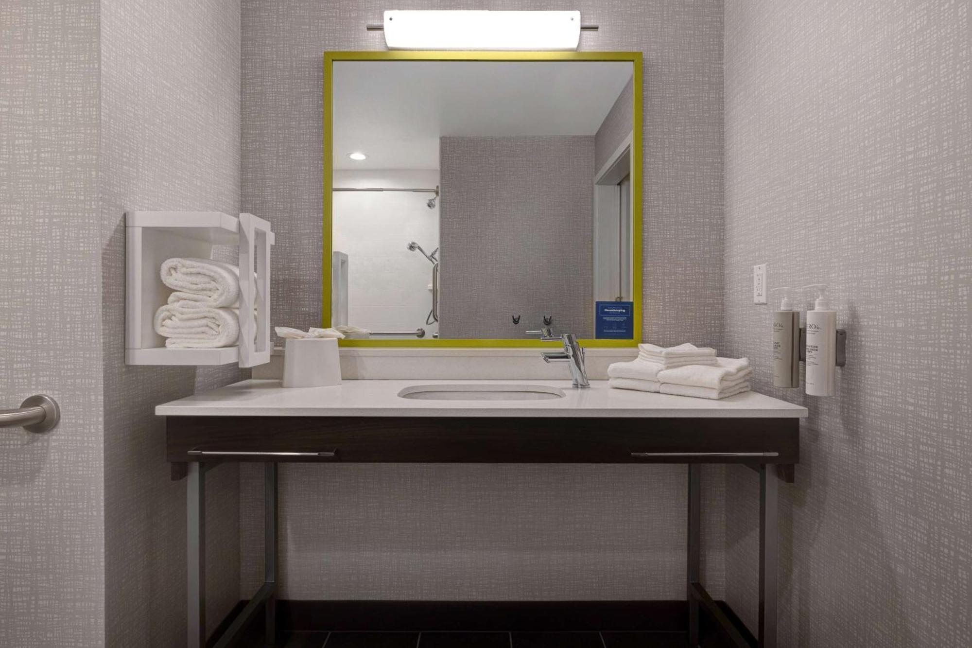 Hampton Inn & Suites מרינה מראה חיצוני תמונה