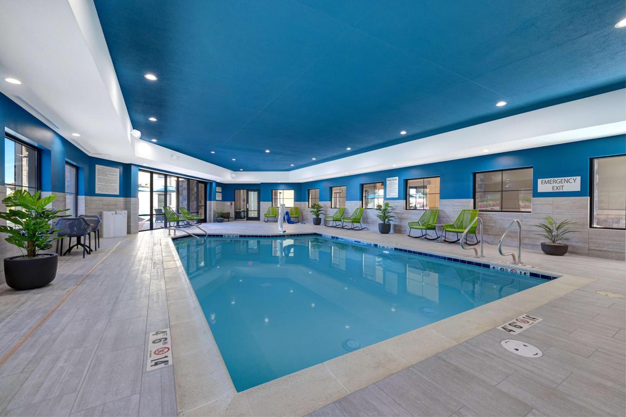 Hampton Inn & Suites מרינה מראה חיצוני תמונה