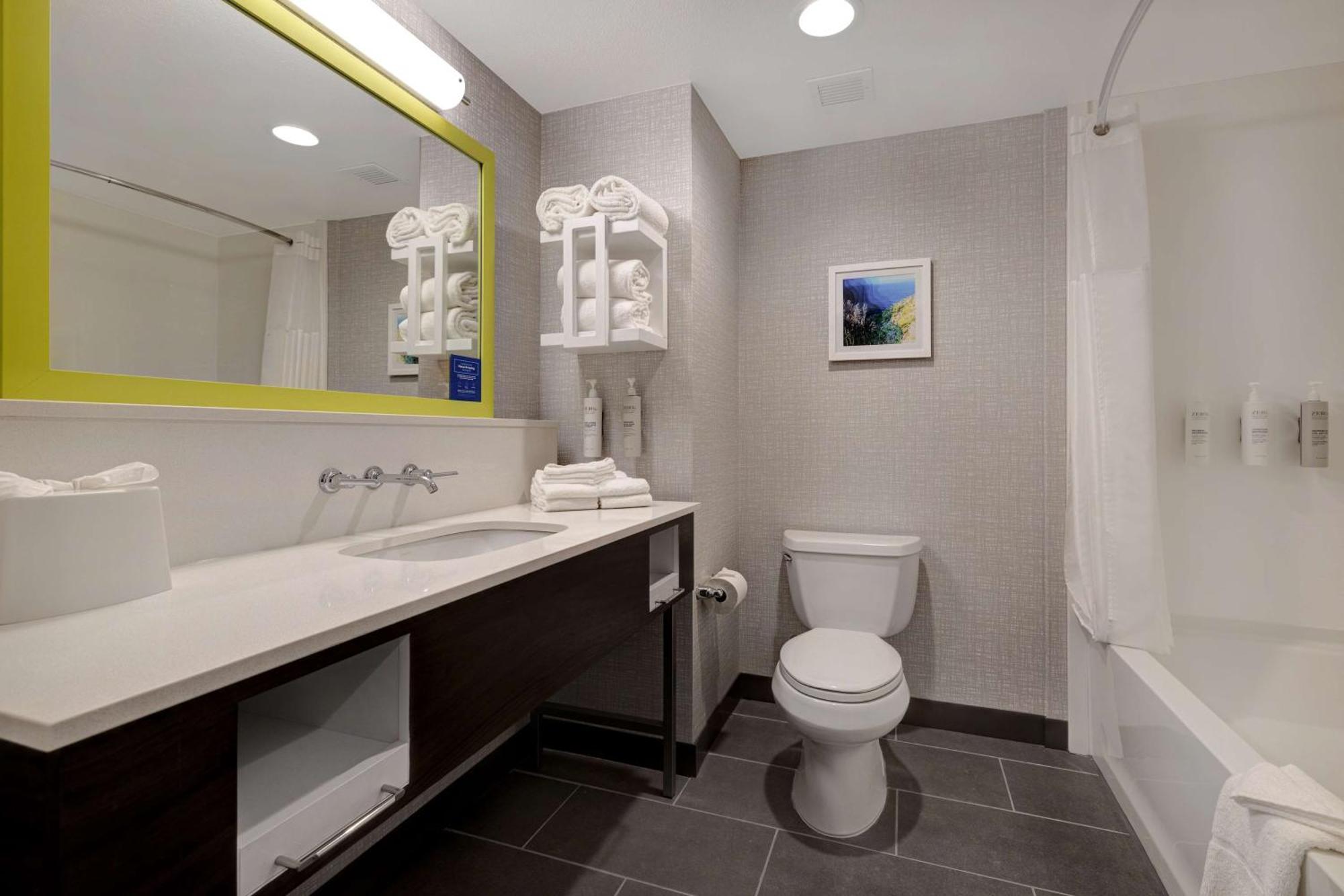 Hampton Inn & Suites מרינה מראה חיצוני תמונה